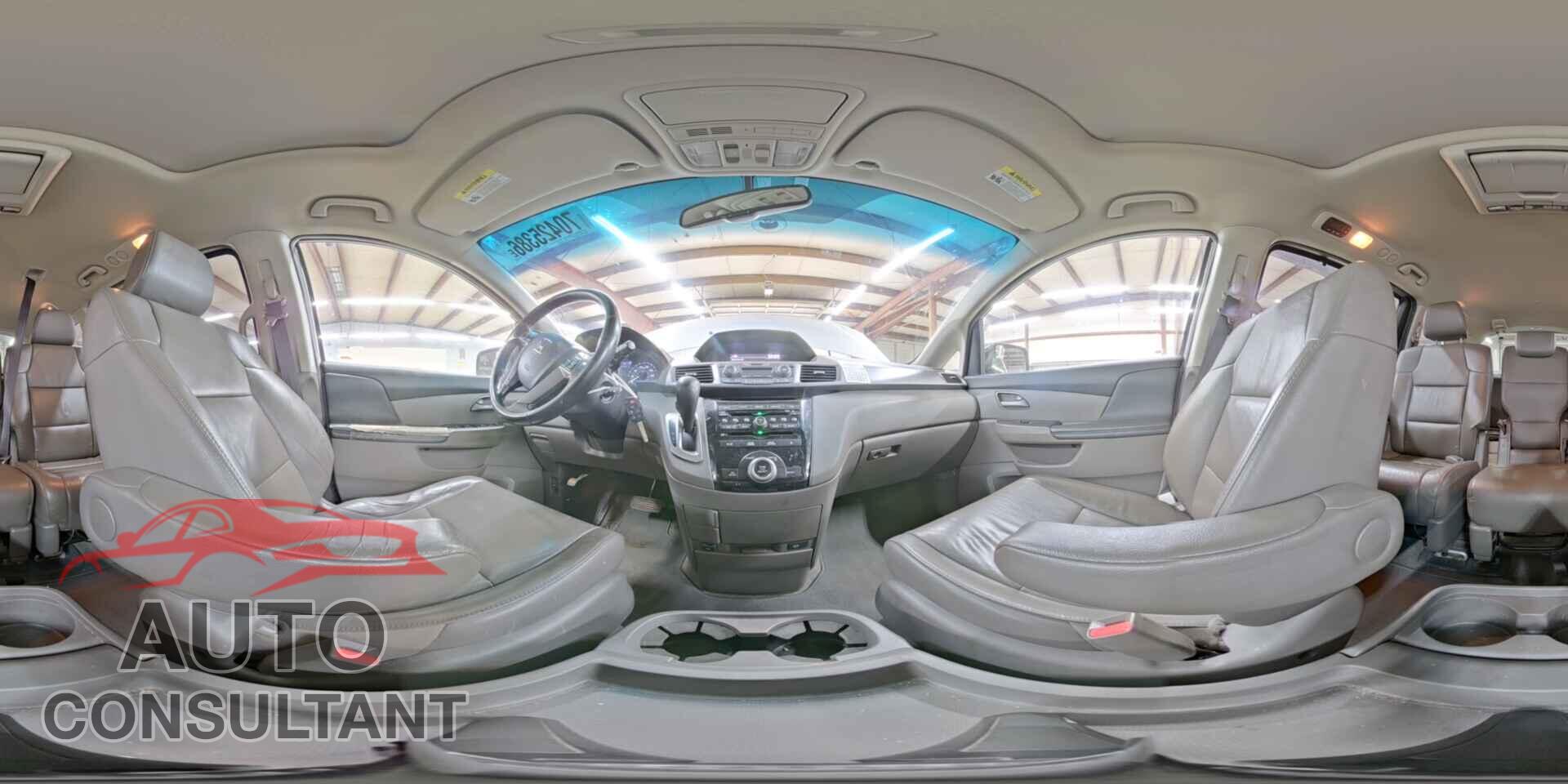 HONDA ODYSSEY 2013 - 5FNRL5H64DB047138