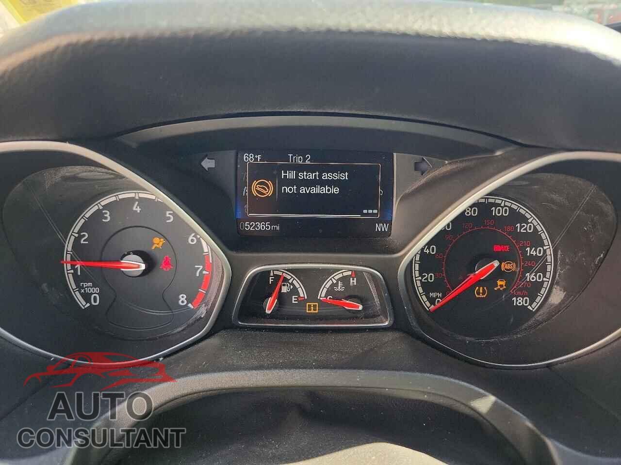 FORD FOCUS 2015 - 1FADP3L92FL304646