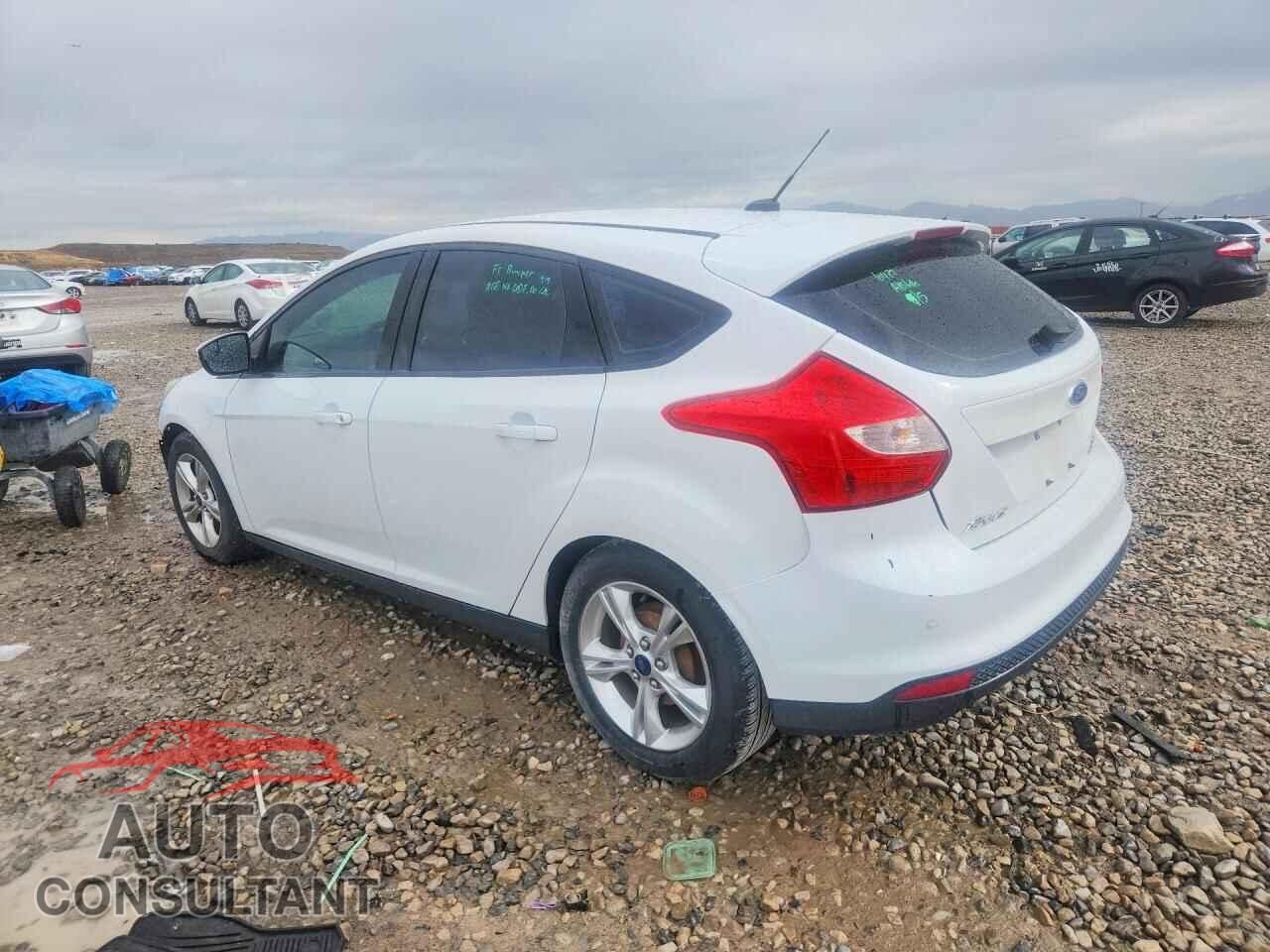 FORD FOCUS 2014 - 1FADP3K27EL305729