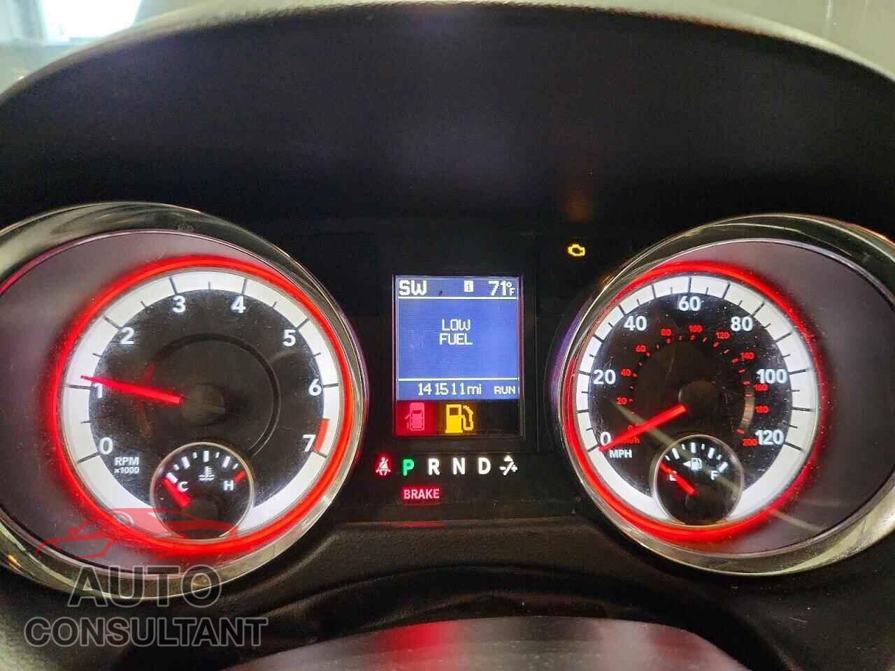 DODGE CARAVAN 2015 - 2C4RDGCG5FR744768