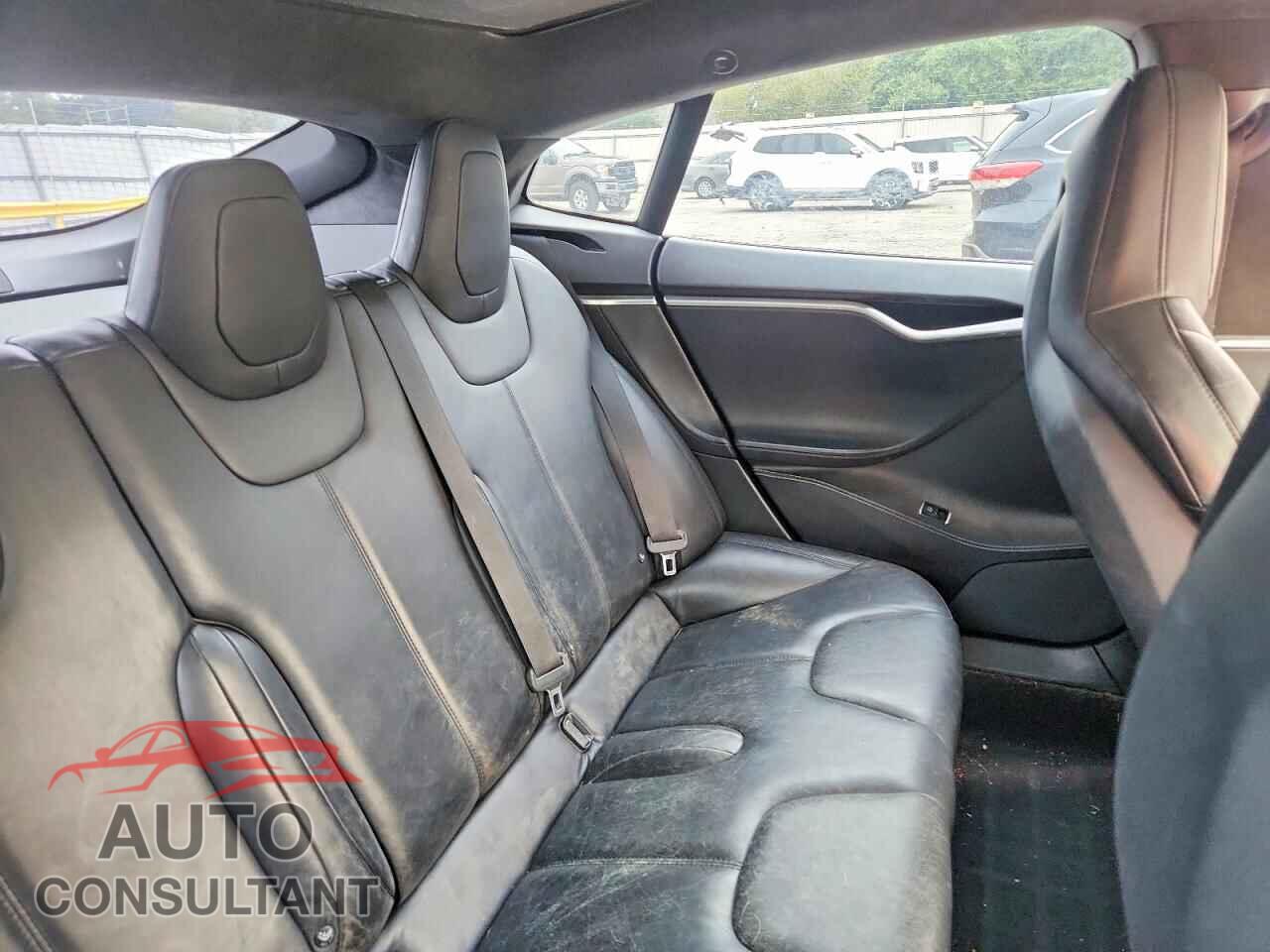 TESLA MODEL S 2015 - 5YJSA1E4XFF113990