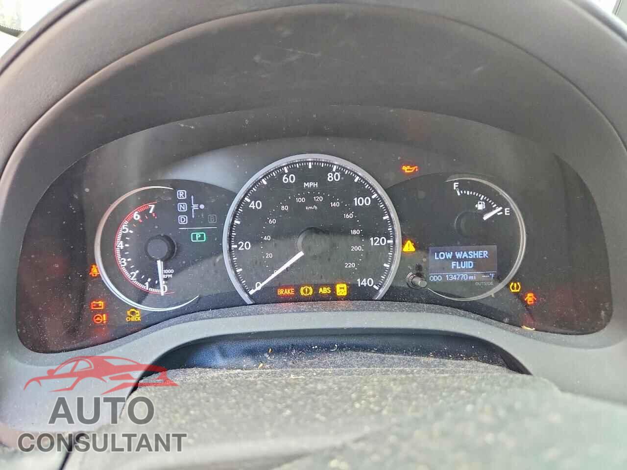 LEXUS CT 200 2011 - JTHKD5BH9B2042363