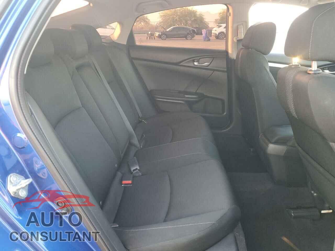HONDA CIVIC 2018 - 19XFC2F74JE032170