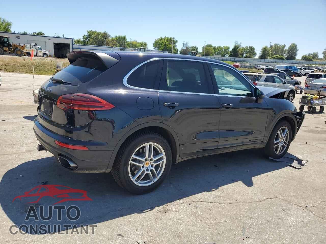 PORSCHE CAYENNE 2016 - WP1AA2A22GKA36847