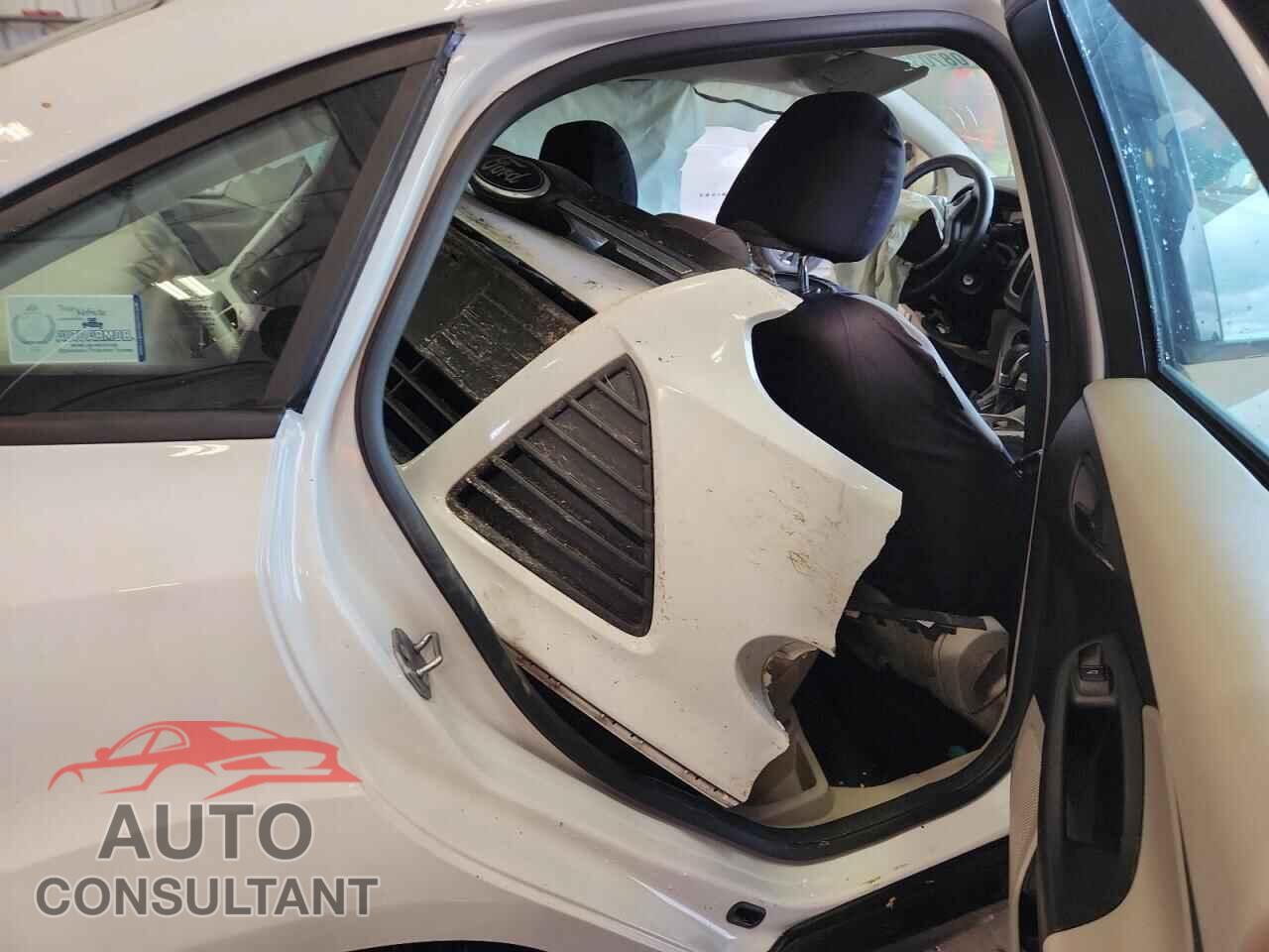 FORD FOCUS 2012 - 1FAHP3F29CL414167