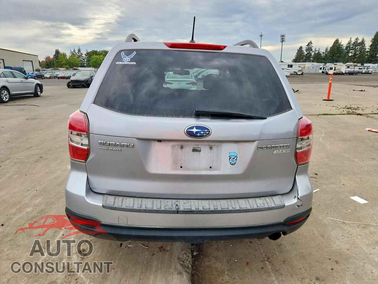 SUBARU FORESTER 2015 - JF2SJADC8FH570890