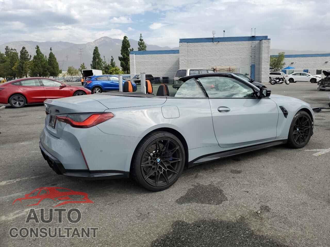 BMW M4 2024 - WBS33BA04RCP18072