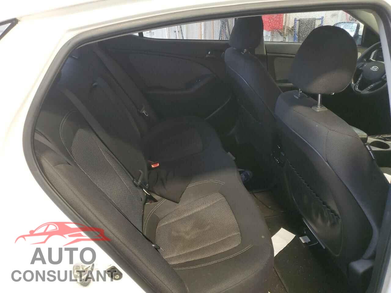 KIA OPTIMA 2011 - KNAGM4A78B5195578