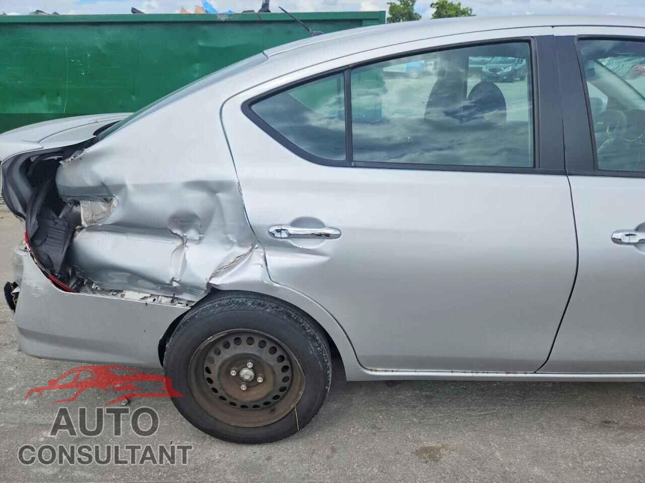 NISSAN VERSA 2017 - 3N1CN7AP0HL814122