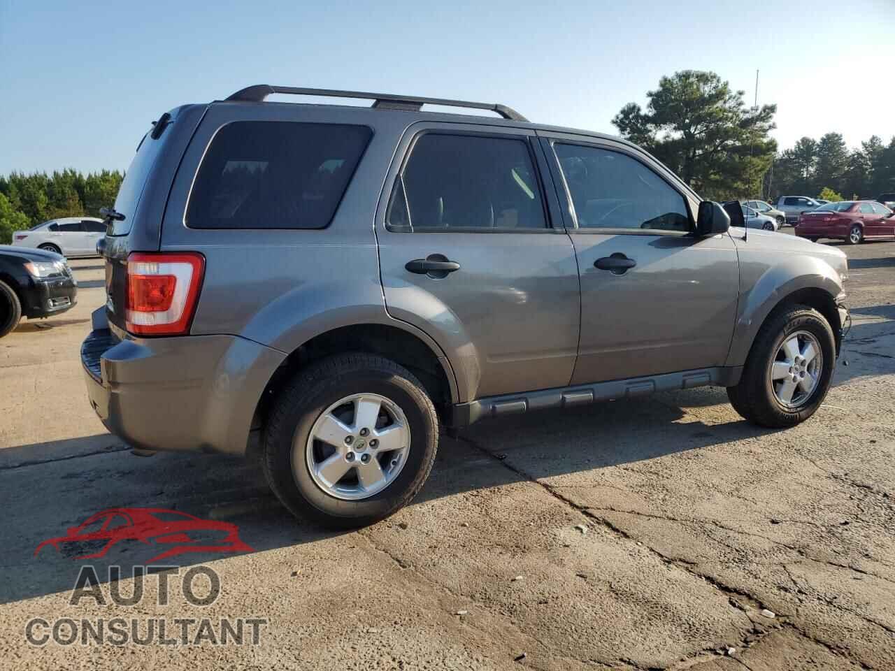 FORD ESCAPE 2011 - 1FMCU0D79BKB18771