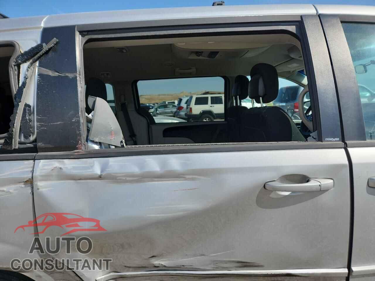 DODGE CARAVAN 2011 - 2D4RN3DG7BR728850