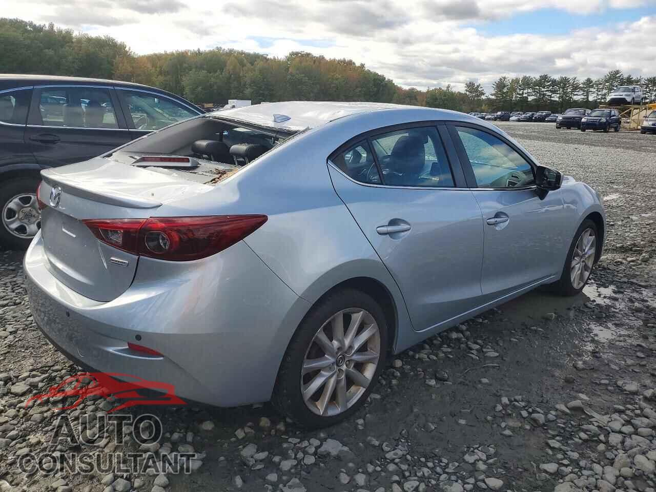 MAZDA 3 2017 - JM1BN1W39H1105028