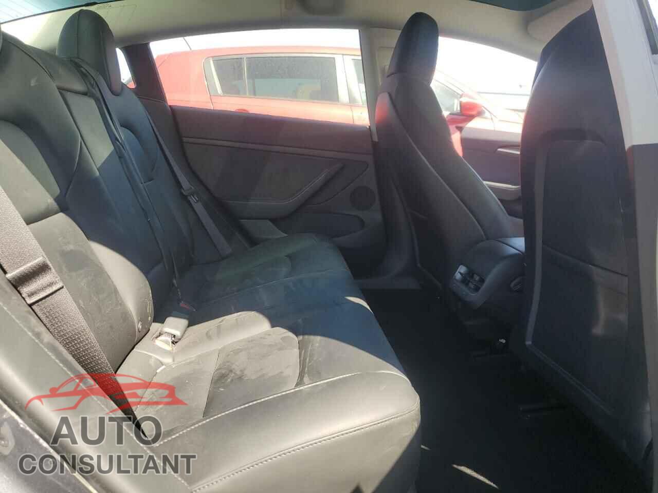 TESLA MODEL 3 2023 - 5YJ3E1EA4PF616821