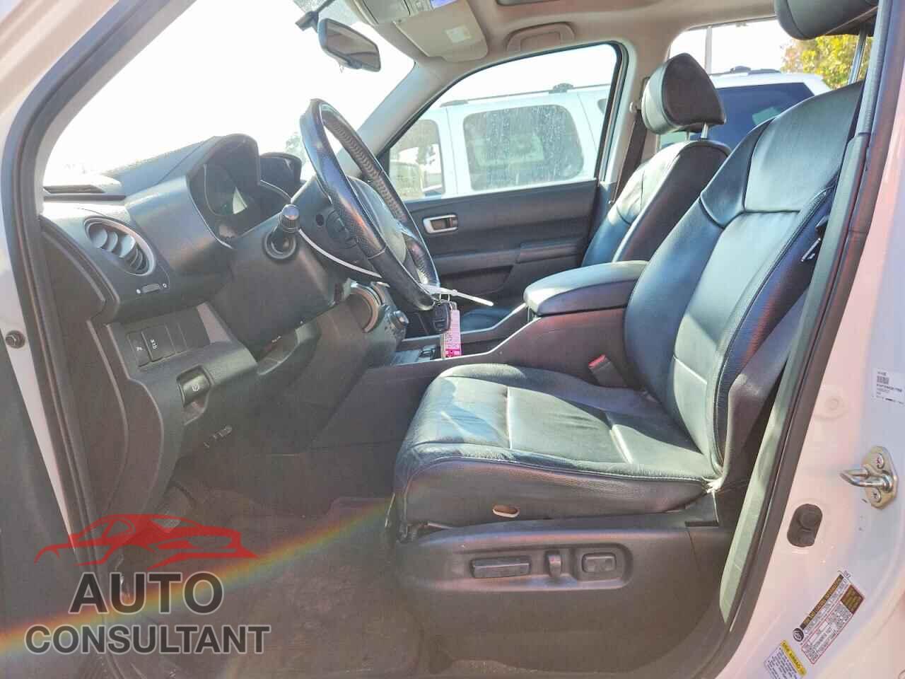 HONDA PILOT 2014 - 5FNYF3H94EB017558