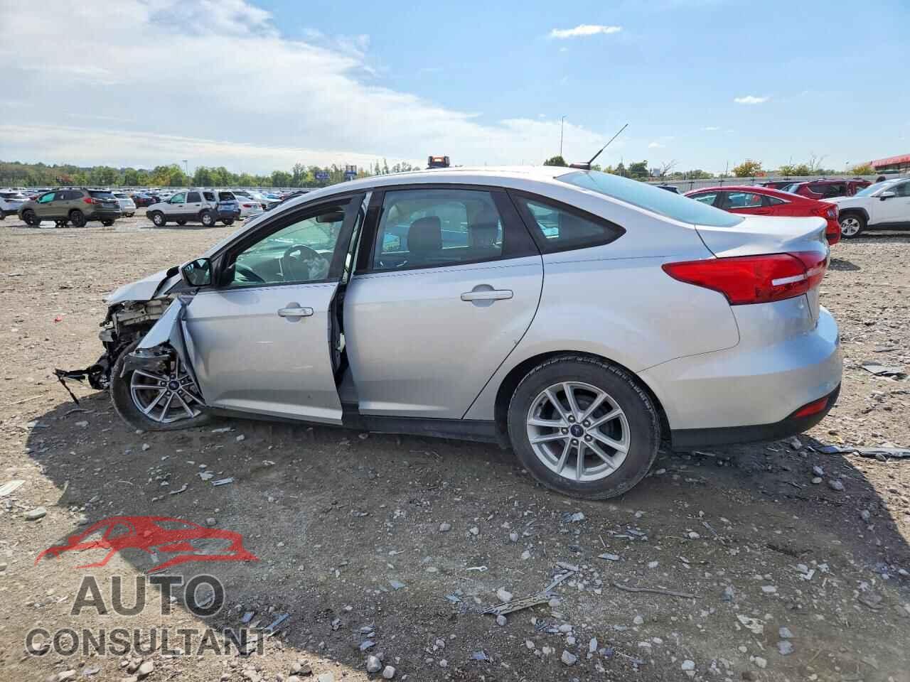 FORD FOCUS 2018 - 1FADP3F2XJL229931