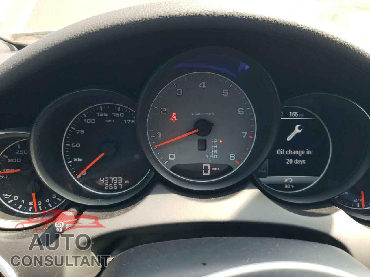 PORSCHE CAYENNE 2018 - WP1AB2A23JLA61108