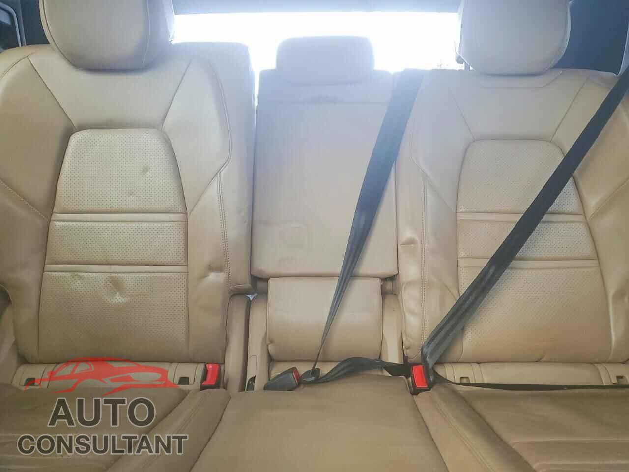 PORSCHE CAYENNE 2019 - WP1AA2AYXKDA05606