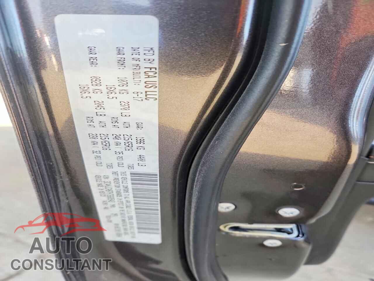 JEEP COMPASS 2017 - 3C4NJCAB7HT668543