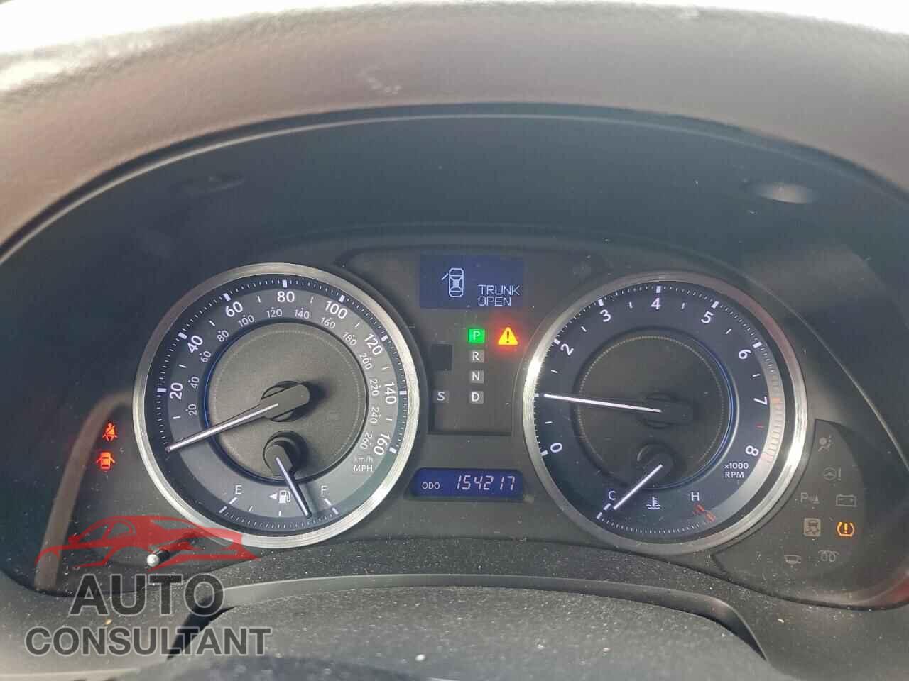 LEXUS IS 2011 - JTHBF5C20B5145710