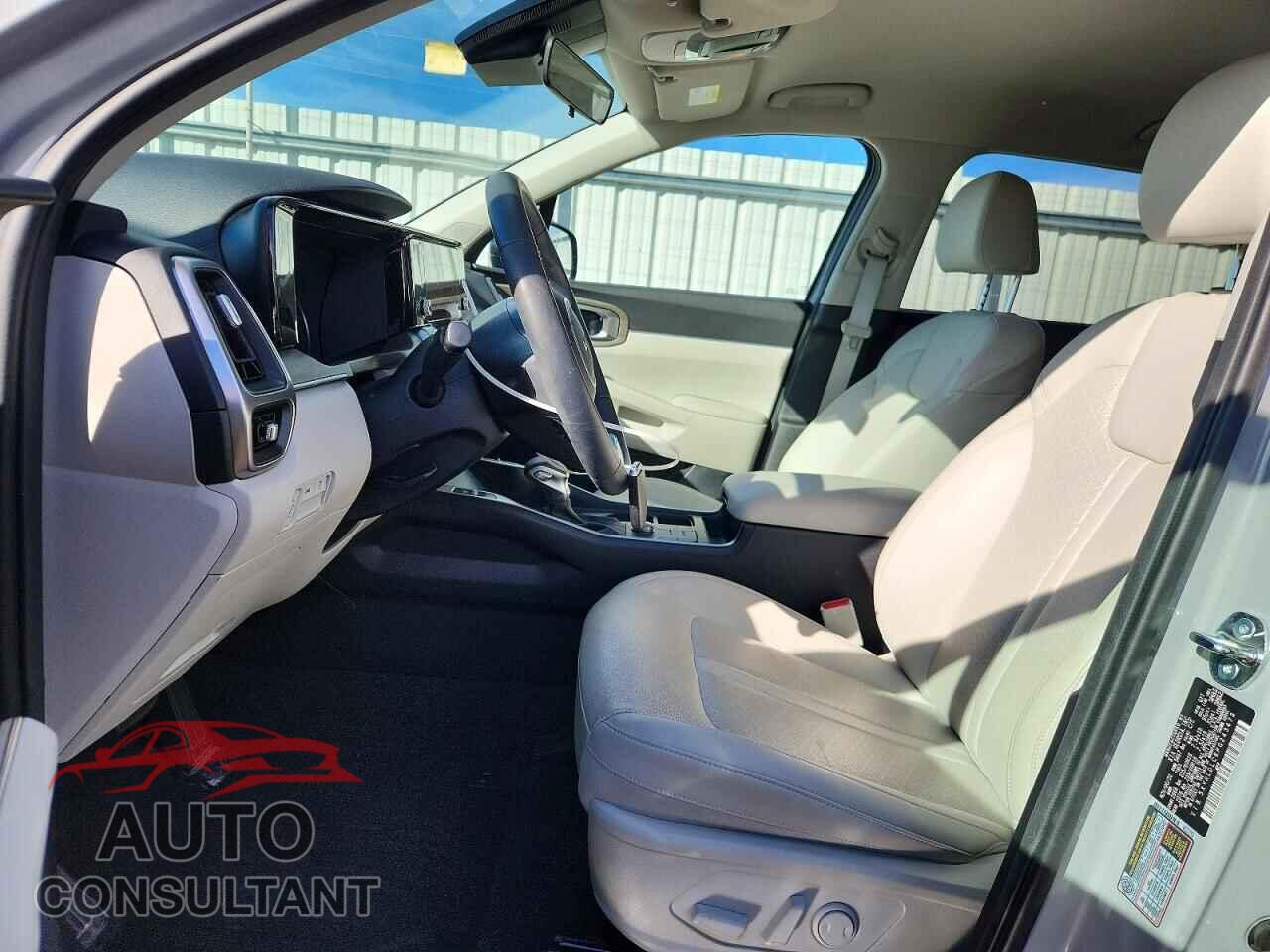 KIA SORENTO 2023 - 5XYRLDLC6PG243473