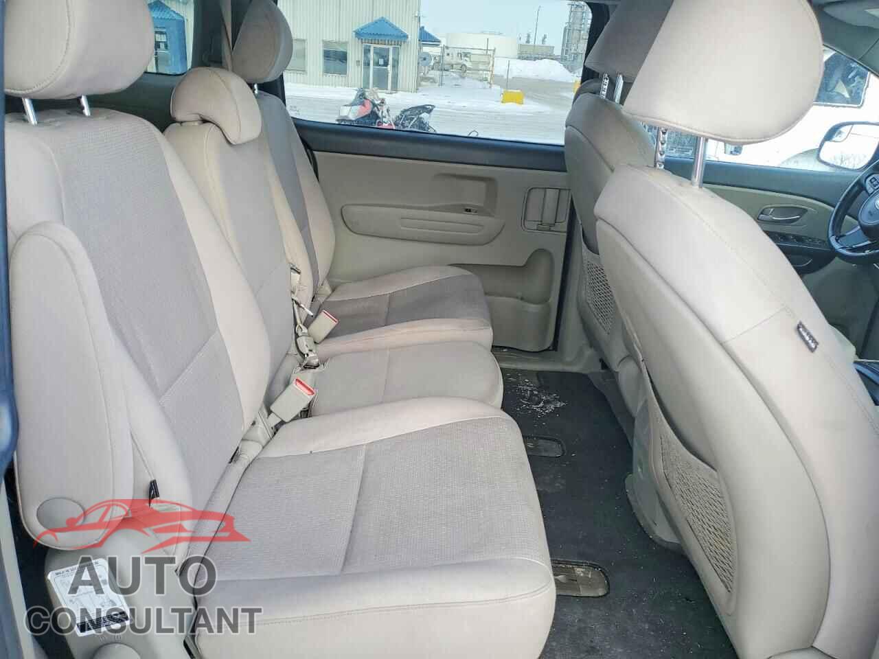 KIA All Models 2016 - KNDMB5C12G6220907
