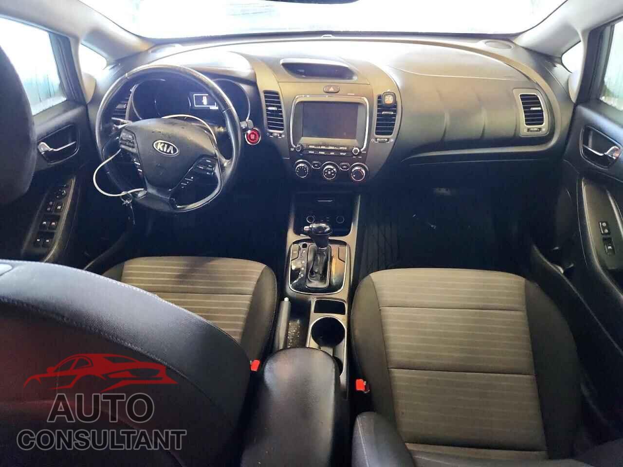 KIA FORTE 2017 - 3KPFL4A78HE100869
