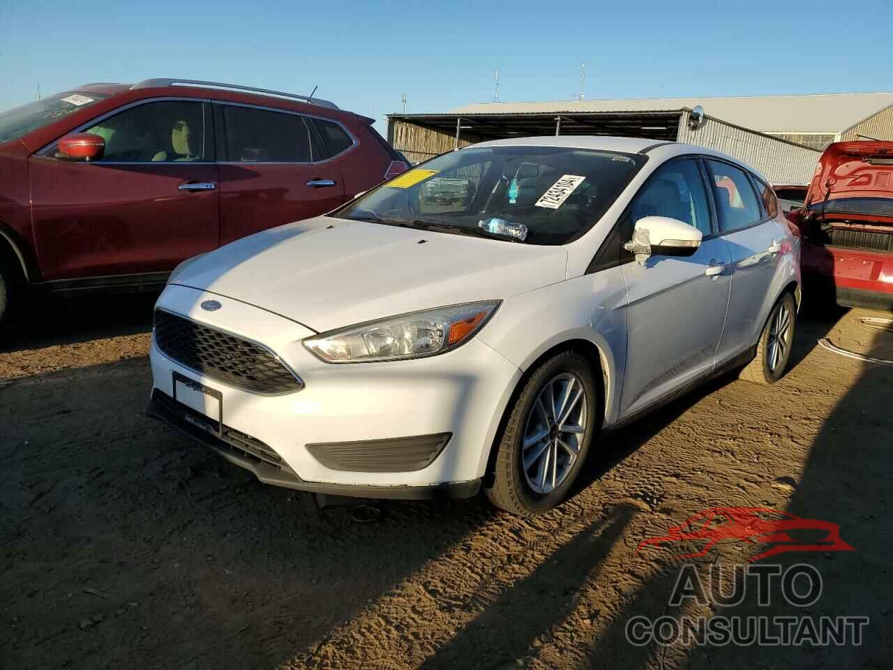 FORD FOCUS 2017 - 1FADP3K26HL286384