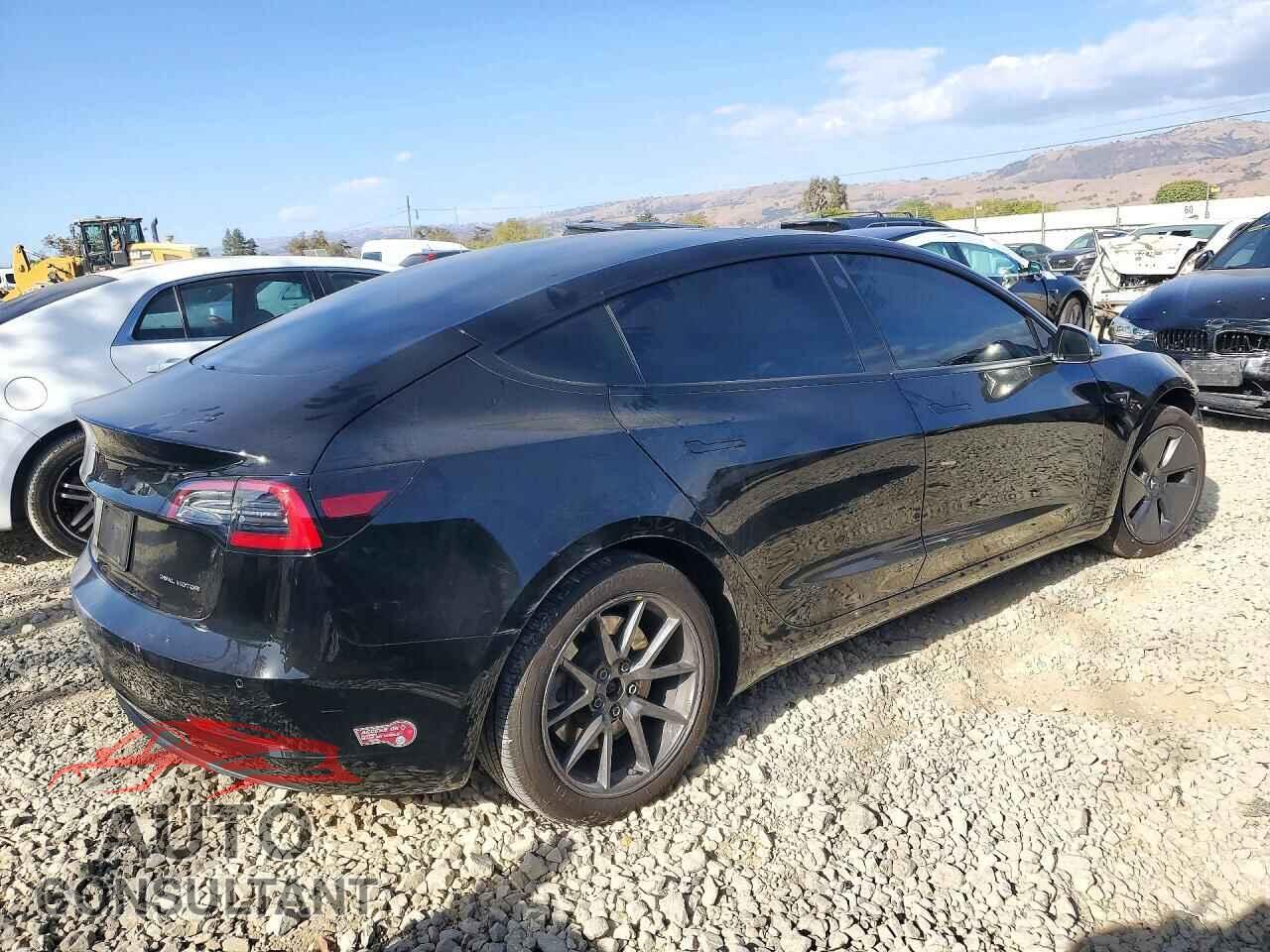 TESLA MODEL 3 2022 - 5YJ3E1EB5NF363112