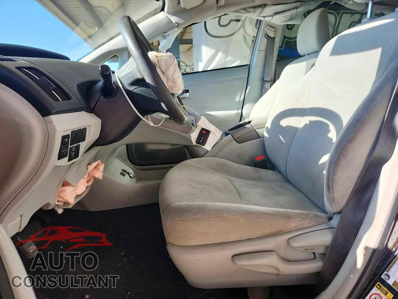 TOYOTA PRIUS 2015 - JTDKN3DU1F1876331