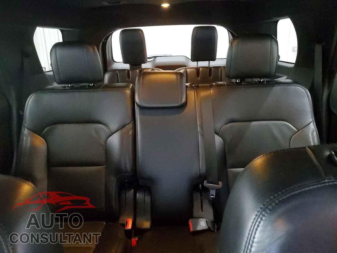 FORD EXPLORER 2017 - 1FM5K7D84HGB12856