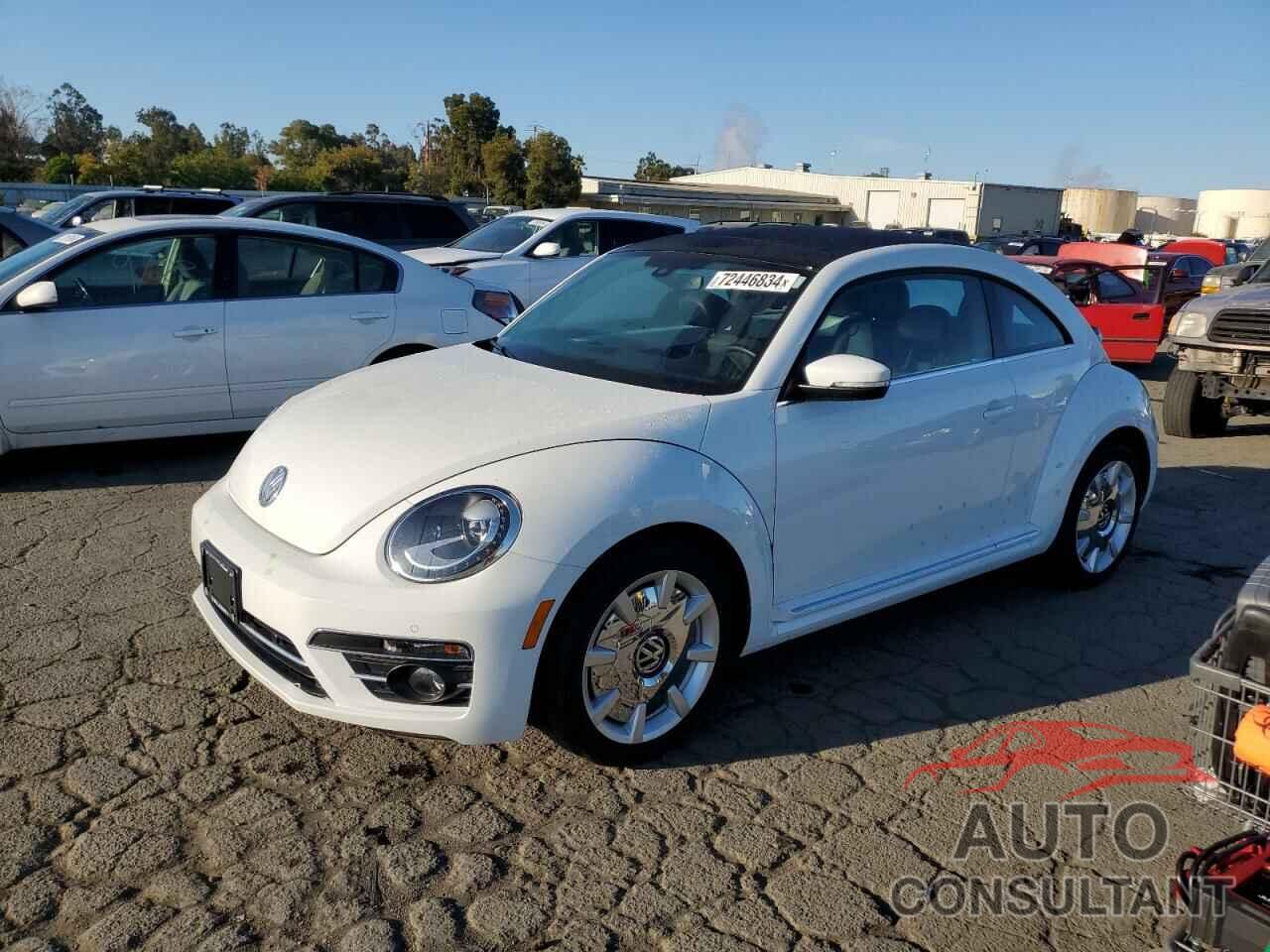 VOLKSWAGEN BEETLE 2019 - 3VWJD7AT3KM716429