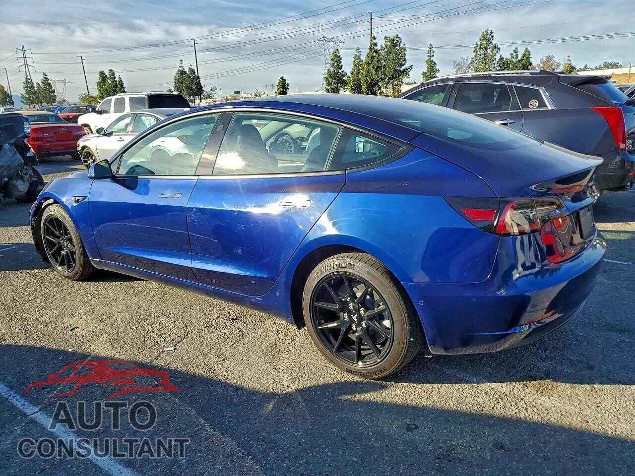 TESLA MODEL 3 2022 - 5YJ3E1EA6NF318672