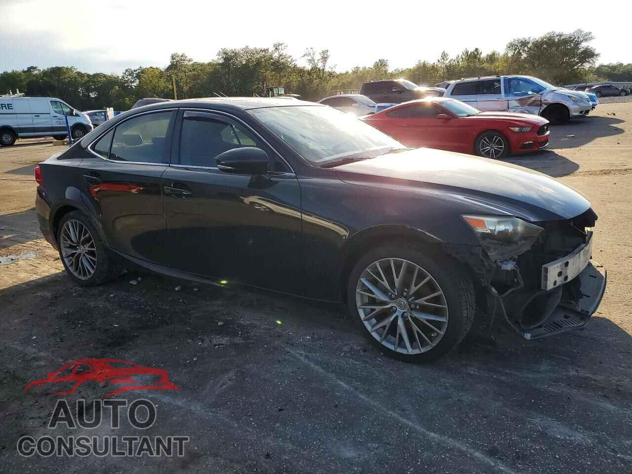LEXUS IS 2014 - JTHBF1D2XE5039745