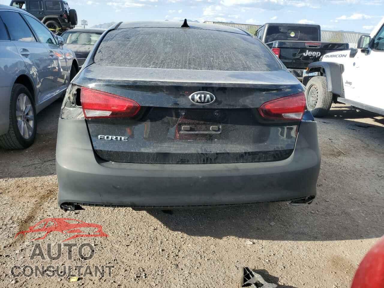 KIA FORTE 2017 - 3KPFK4A76HE112084