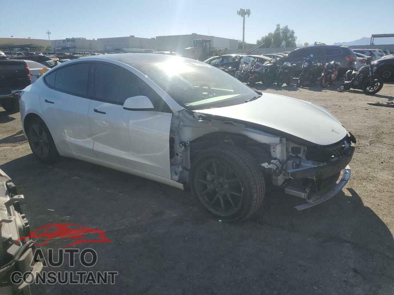 TESLA MODEL 3 2022 - 5YJ3E1EA2NF147743