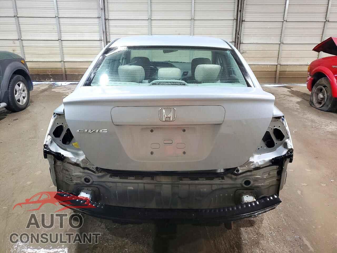 HONDA CIVIC 2012 - 2HGFB2F52CH591274