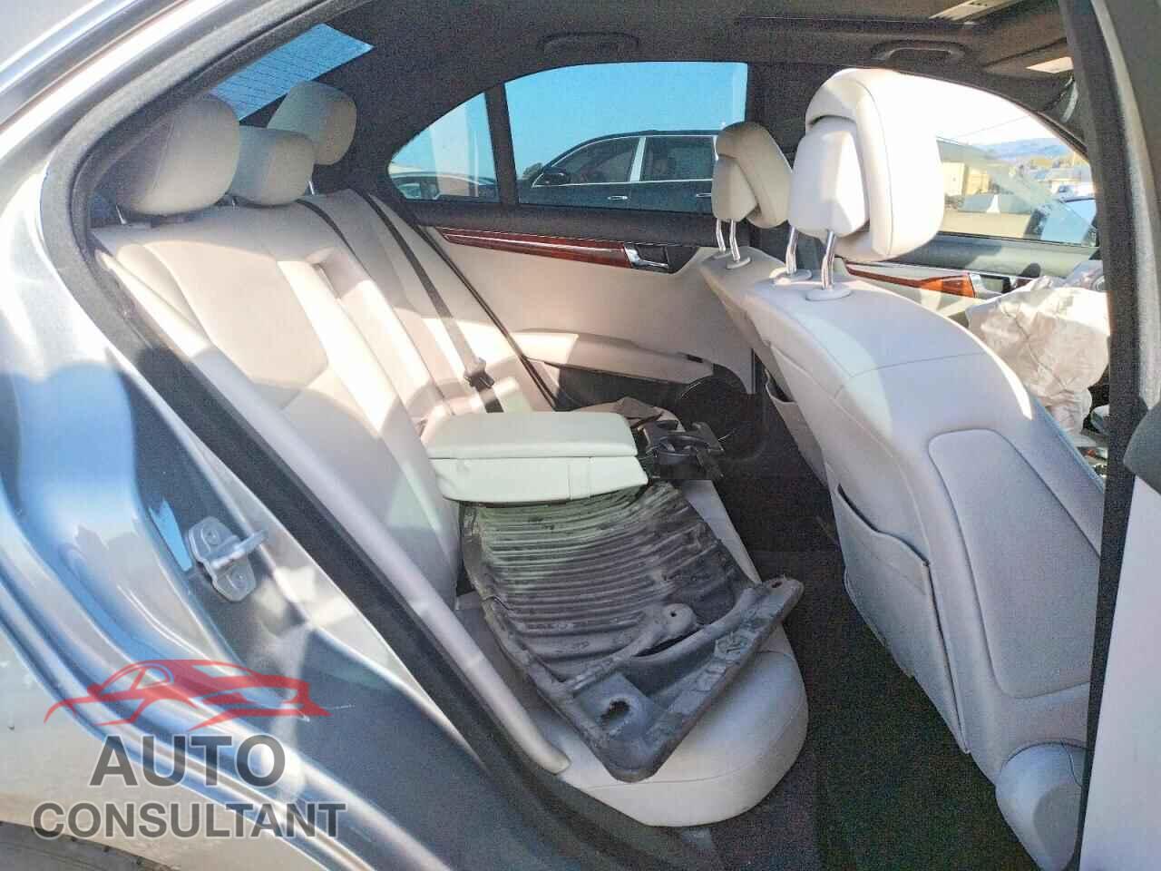 MERCEDES-BENZ C-CLASS 2011 - WDDGF5EB2BR149616