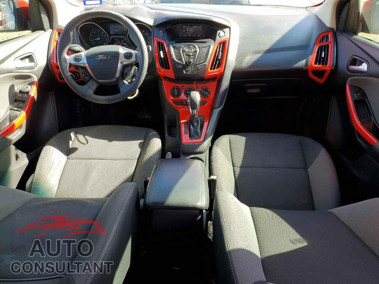 FORD FOCUS 2012 - 1FAHP3F26CL278533
