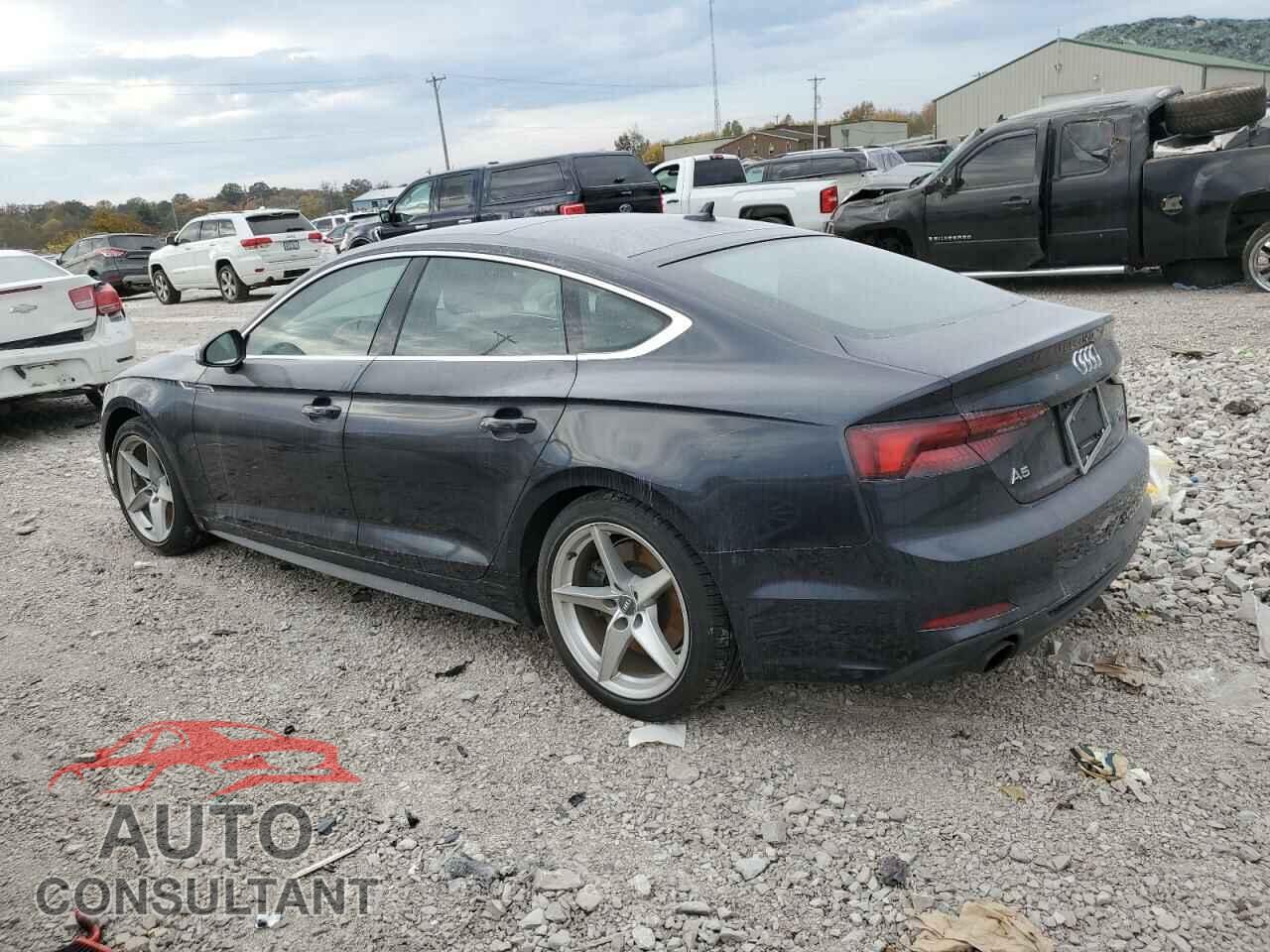 AUDI A5 2018 - WAUENCF57JA056716
