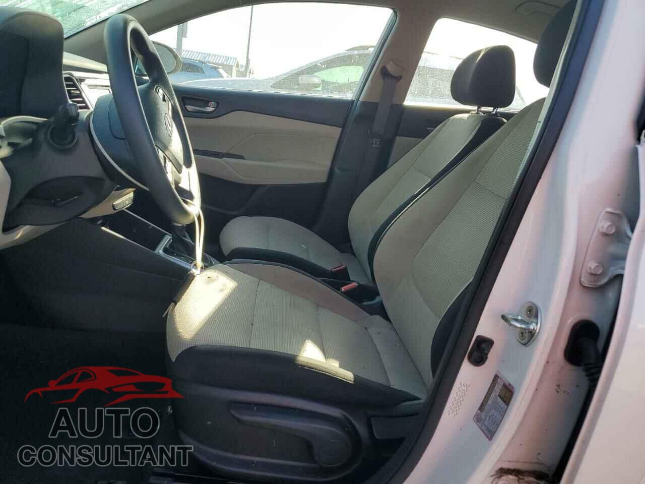 HYUNDAI ACCENT 2022 - 3KPC24A60NE181861