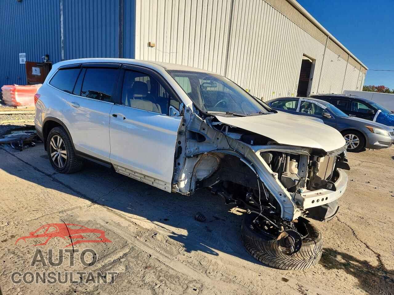 HONDA PILOT 2016 - 5FNYF6H33GB057601