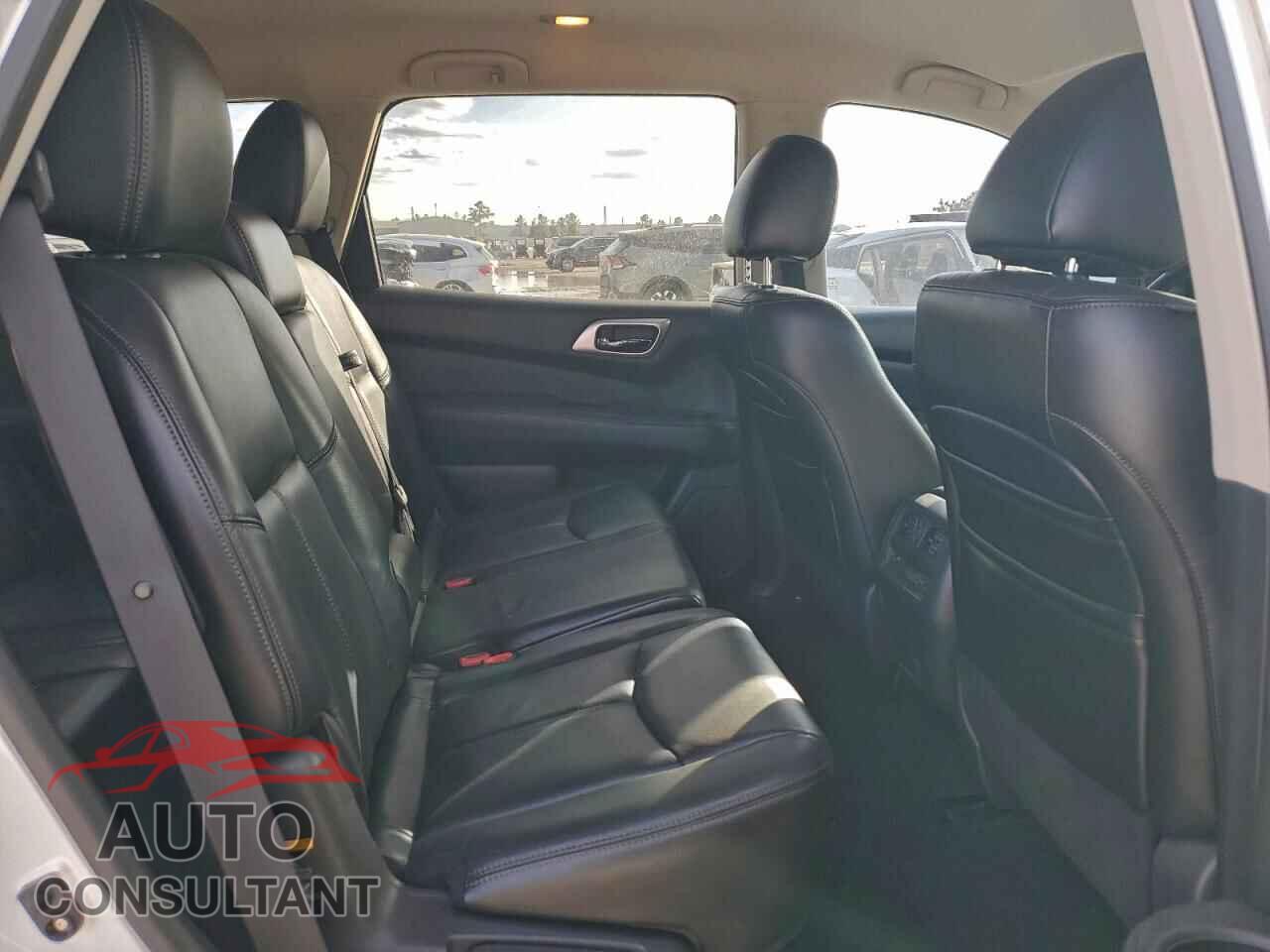 NISSAN PATHFINDER 2013 - 5N1AR2MN3DC607408
