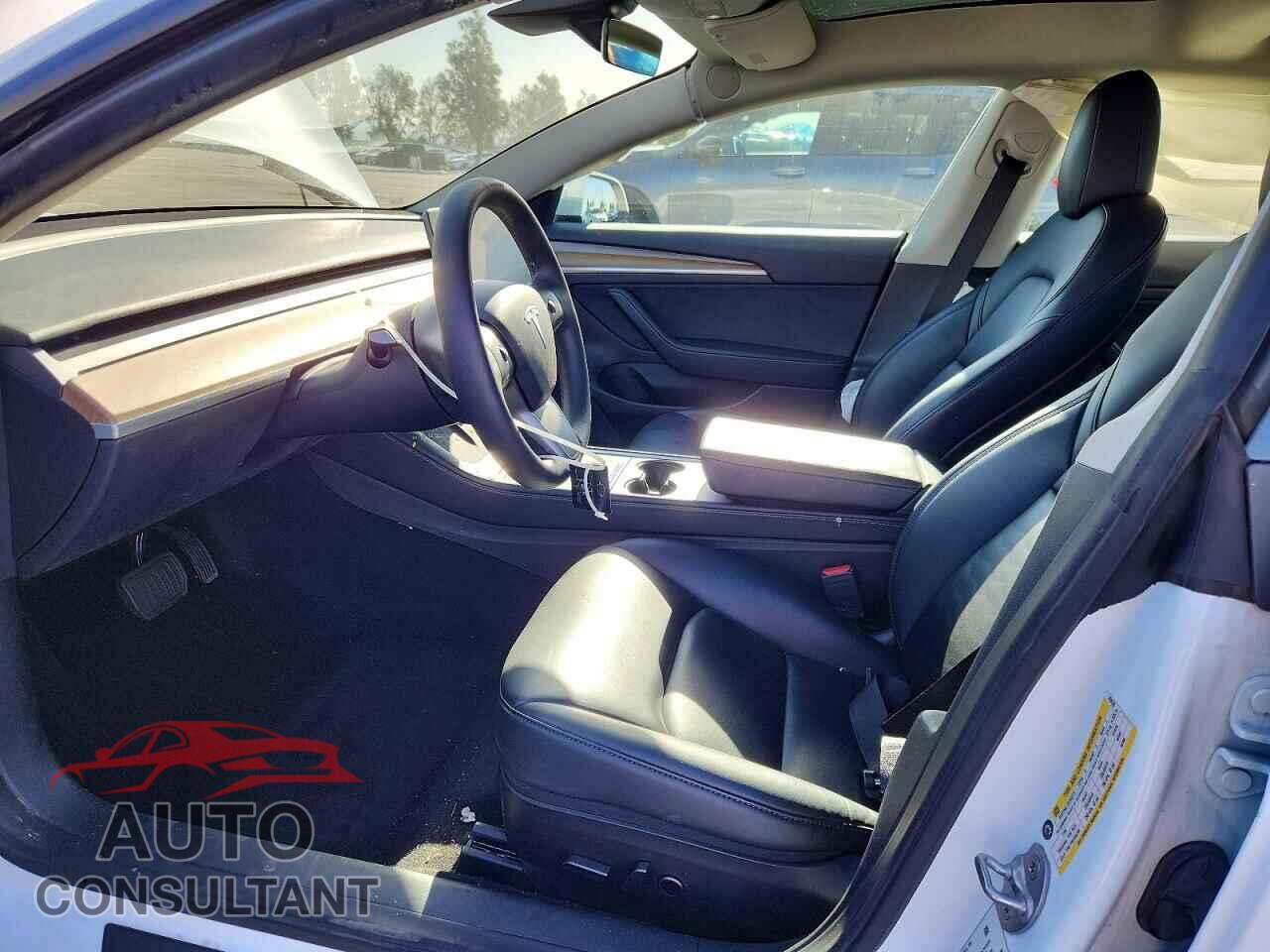 TESLA MODEL 3 2022 - 5YJ3E1EA8NF299235