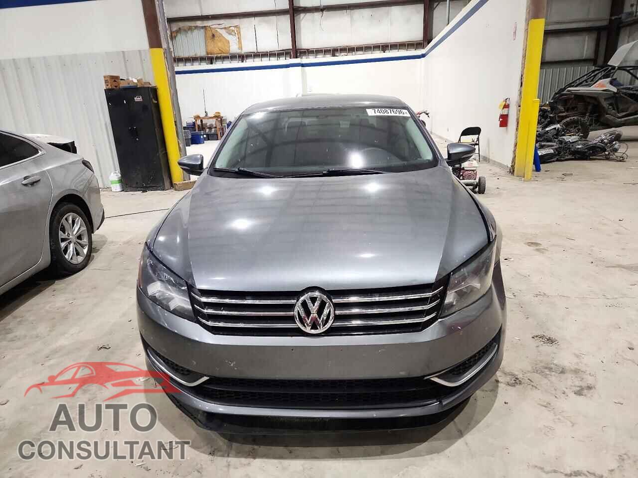 VOLKSWAGEN PASSAT 2012 - 1VWAP7A33CC094604