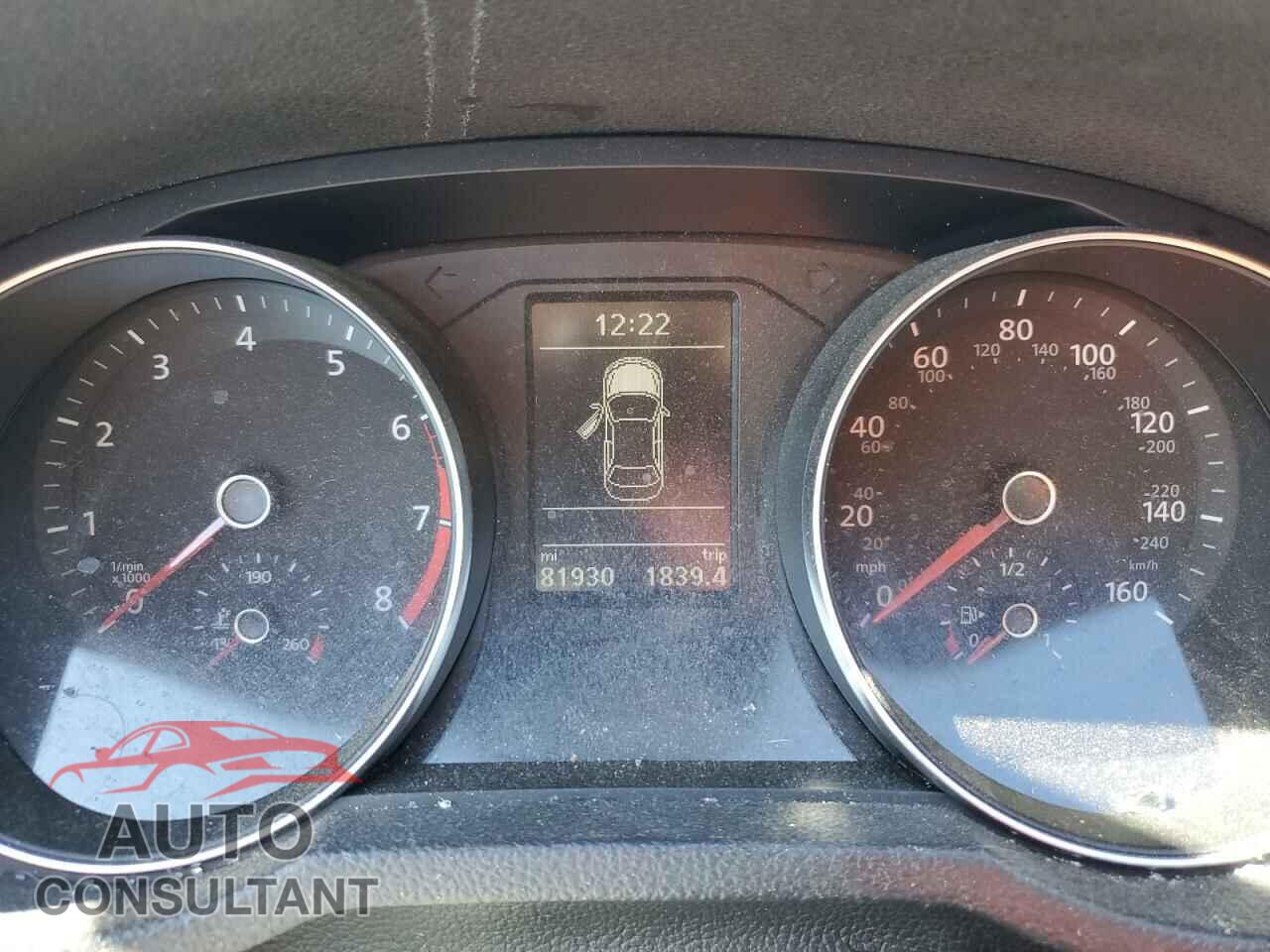 VOLKSWAGEN PASSAT 2018 - 1VWBA7A30JC032936