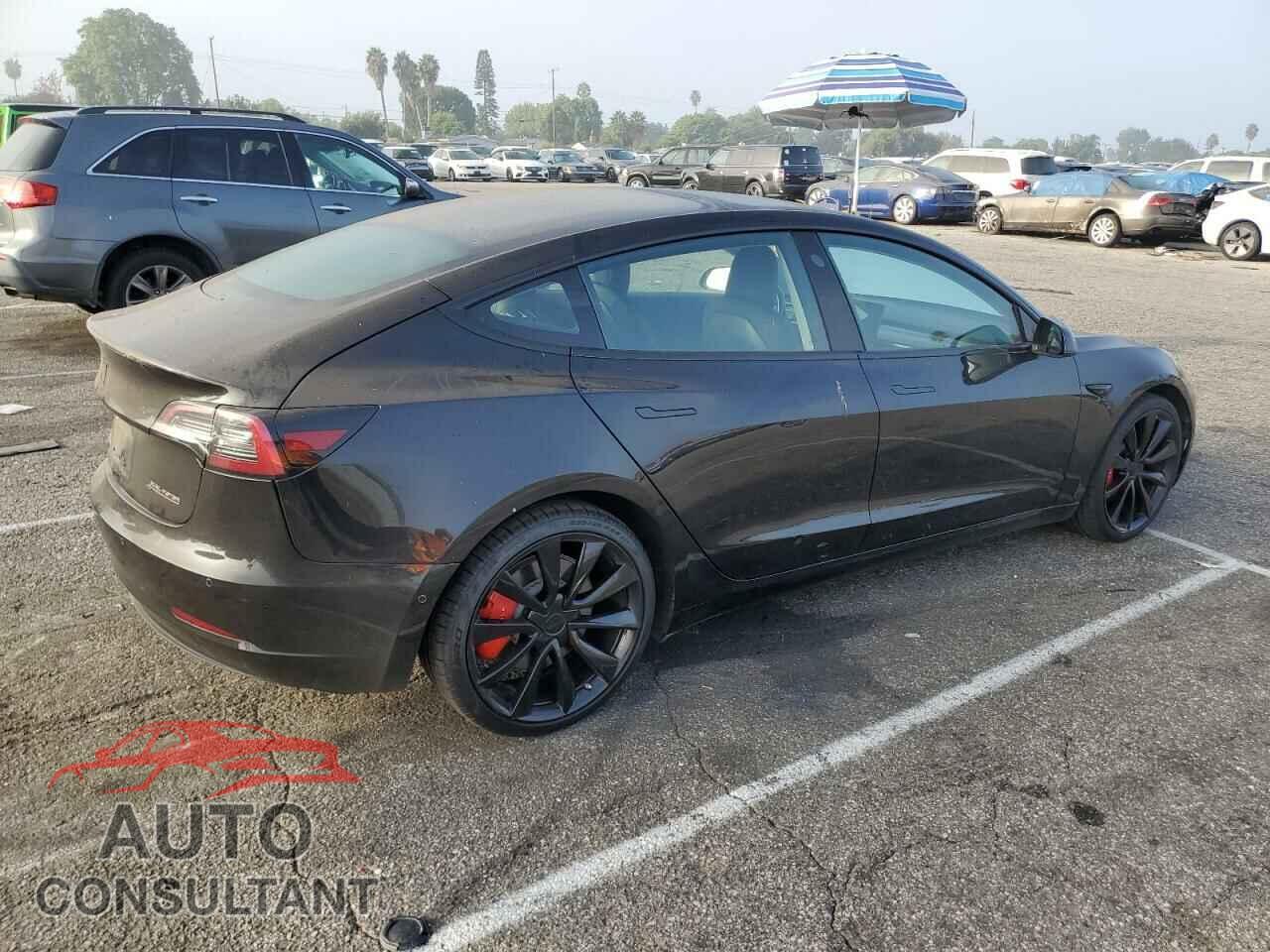 TESLA MODEL 3 2018 - 5YJ3E1EBXJF107770