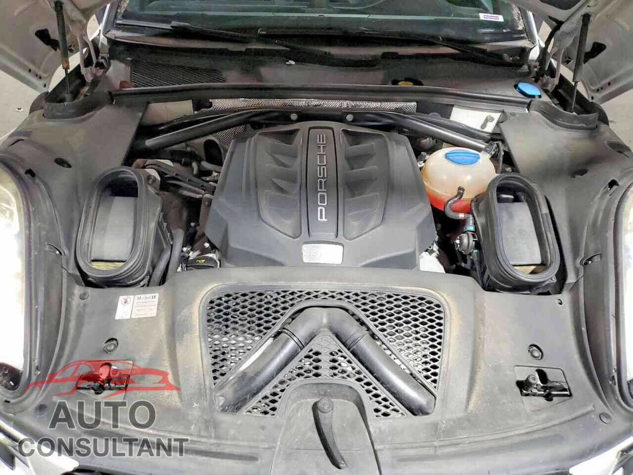 PORSCHE MACAN 2015 - WP1AB2A53FLB50615