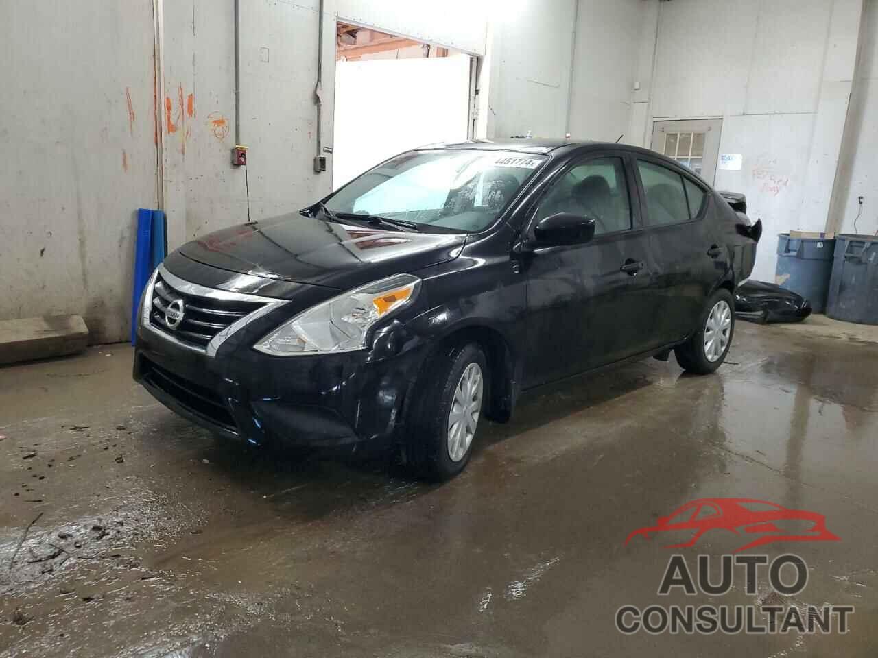 NISSAN VERSA 2019 - 3N1CN7AP1KL834466