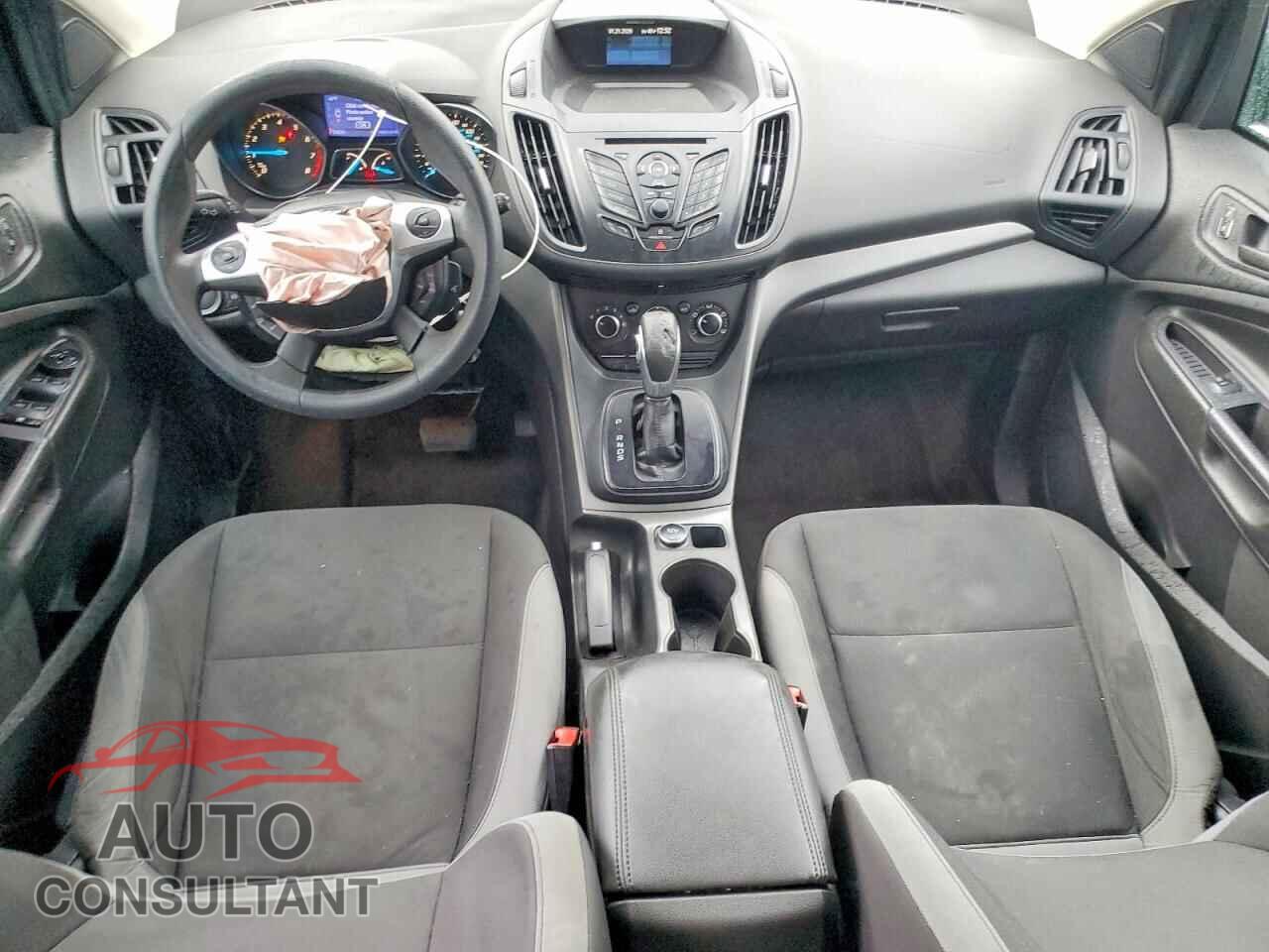 FORD ESCAPE 2013 - 1FMCU0F71DUB28490
