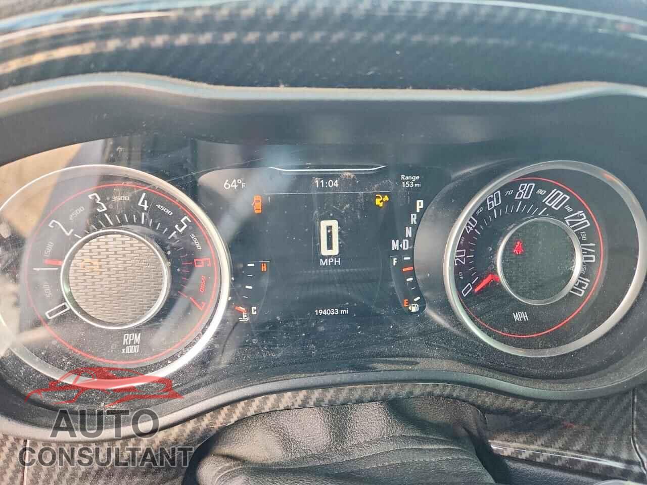 DODGE CHALLENGER 2015 - 2C3CDZAT8FH757719